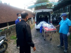 Polisi Periksa 3 Saksi Tewasnya Bule Prancis Saat Diving di Pantai Jemeluk