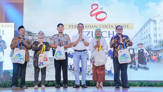 Yayasan Buddha Tzu Chi dinilai banyak membantu Pemprov DKI, salah satunya lewat pembangunan Rusun Cinta Kasih Tzu Chi di Cengkareng, Jakarta Barat.