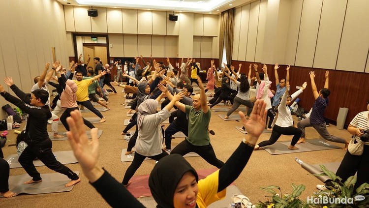 Bumil Time HaiBunda Talk Show dan Yoga