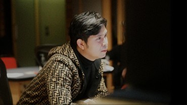 img-title Pesan Cakra Khan untuk Fans Putri Ariani: Jangan Sampai...