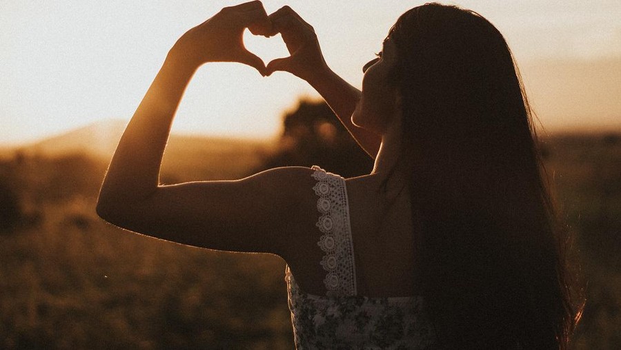 Ilustrasi mencintai diri sendiri/ Foto: Unsplash.com/ Jackson David