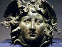 Medusa: Tokoh Mitologi Yunani yang Jadi Istilah Populer di TikTok