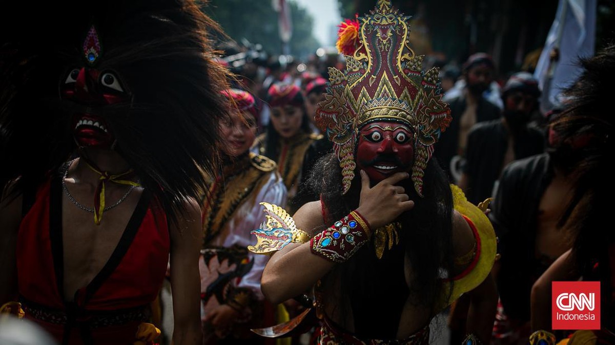 FOTO: Ribuan Orang Meriahkan Pawai Budaya Reog Ponorogo di Jakarta