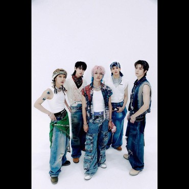 Lirik Lagu Baggy Jeans - NCT U