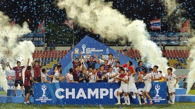 Pelatih Vietnam Buka-bukaan Usai Juara Piala AFF U-23 Pelatih Vietnam U-23 Hoang Anh Tuan blak-blakkan usai juara Piala AFF U-23 2023 dengan menang atas Timnas Indonesia U-23 dalam adu penalti.