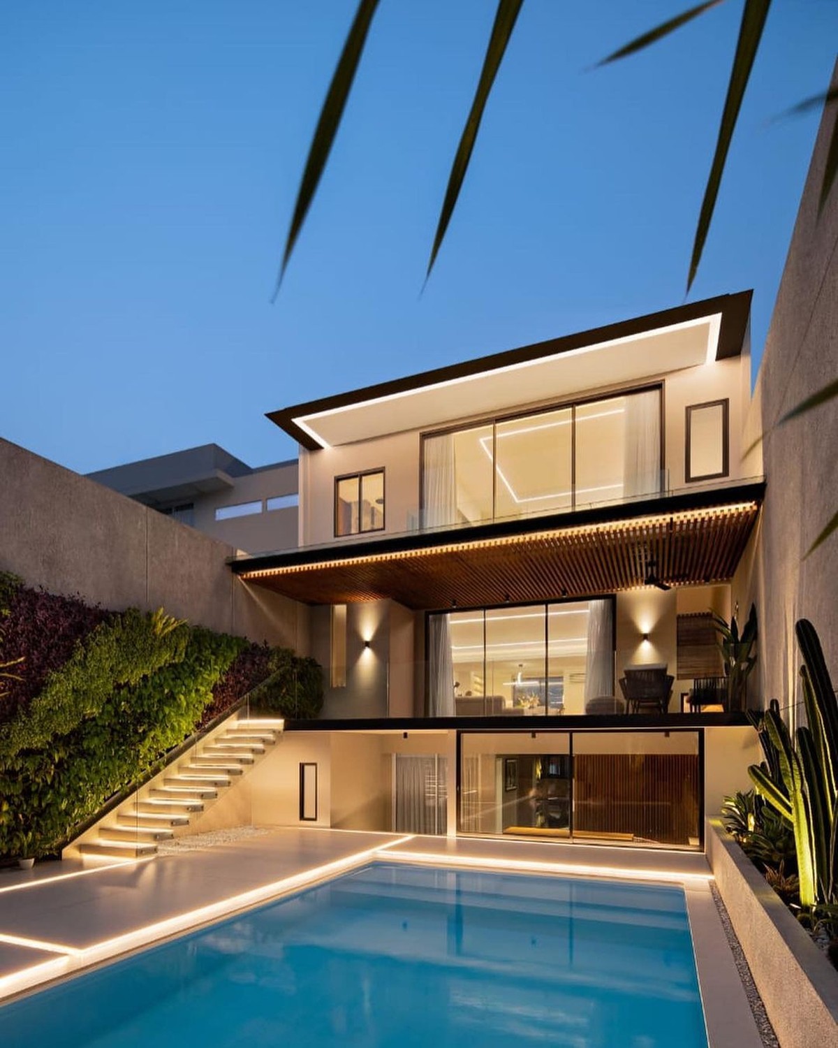 Rumah Mewah Aura Kasih