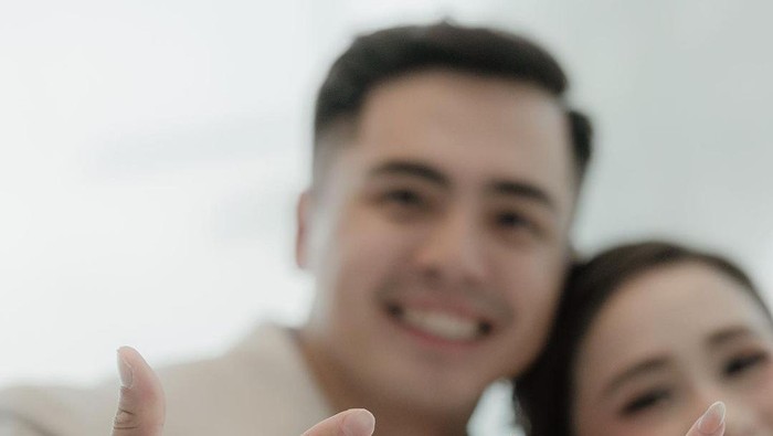 Gritte Agatha dan Arif Hidayat resmi menikah.