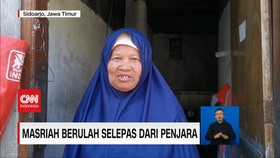 VIDEO:Masriah Penyiram Tinja Kembali Berulah, Akses Jalan Ditutup Batu
