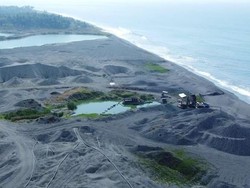 MA Tolak Kasasi 2 Terdakwa Korupsi Tambang Pasir Besi di Lombok