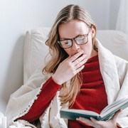 Para Ahli Jelaskan 3 Penyebab Utama Munculnya Rasa Ngantuk Setelah Makan, Sudah Tahu?