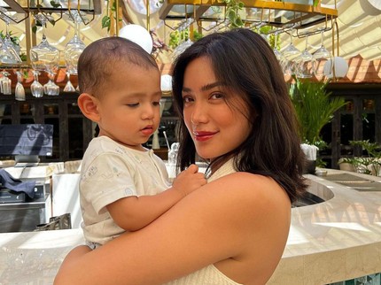 Anak Kedua Jessica Iskandar Terinfeksi Limfadenitis, Kenali Penyebab dan Gejalanya