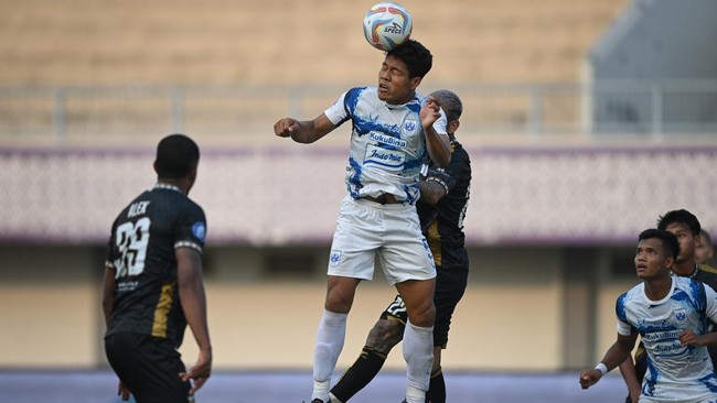 Shin Tae Yong memanggil bek tengah PSIS Semarang Wahyu Prasetyo untuk laga FIFA Matchday Timnas Indonesia vs Turkmenistan.