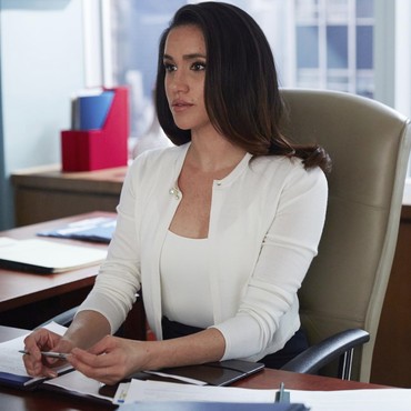 Meghan Markle Menghilangkan Berlian Bersejarah Putri Diana?