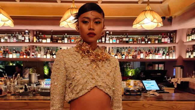 Sebanyak 7 desainer dan jenama Indonesia meramaikan panggung New York Fashion Week (NYFW) di bawah payung group show Indonesia Now pada 13 September 2023.