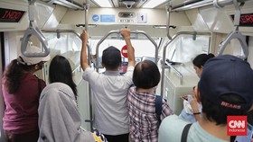Stasiun Dukuh Atas Ramai, Waktu Tunggu LRT Jabodebek 15 Menit