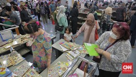 FOTO: Pesta Diskon-Promo Toko Buku Gunung Agung Jelang Tutup Permanen