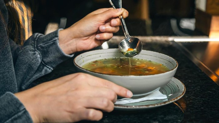 Kaldu Tulang/Foto: Freepik/pvproductions