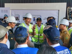 Puji Pengolahan Sampah di TPST Oxbow, Luhut: Berstandar Bagus, 1 Jam 1 Ton