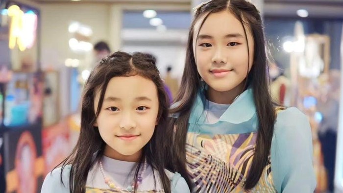 Keren! Desainer Cilik Asal Indonesia Siap Tampilkan Rancangan Mereka di Front Row Paris