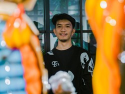 Makin Eksis Berkarya, Iwan Suastika Ingin Buat Karya Seni yang Gigantik