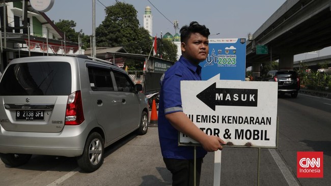 Kepala Dinas Lingkungan Hidup DKI Jakarta, Asep Kuswanto menyampaikan Pemprov DKI Jakarta berupaya memperluas jangkauan layanan uji emisi bagi warga Jakarta.