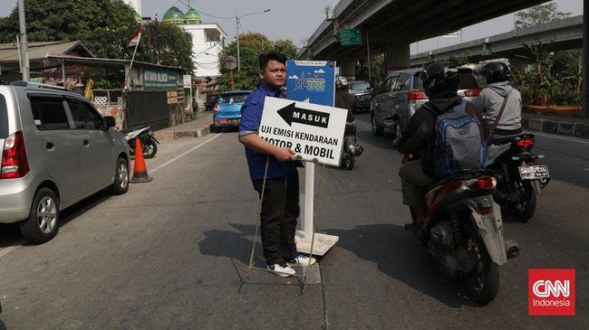 Polda Metro Jaya Minta Warga Laporkan Polisi ‘Nakal’ Saat Uji Emisi