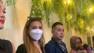 img-title Reaksi DJ Verny Hasan Usai Dituding Sindir Istri Denny Sumargo Tak Punya Anak