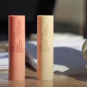 Avoskin Your Bae Balm Stick, Solusi Praktis Melembabkan Sekaligus Meremajakan Kulit