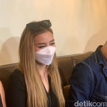 Tantang Denny Sumargo tes DNA di Singapura, Verny Hasan Sudah Bikin Paspor