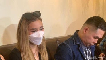 img-title Tantang Denny Sumargo tes DNA di Singapura, Verny Hasan Sudah Bikin Paspor