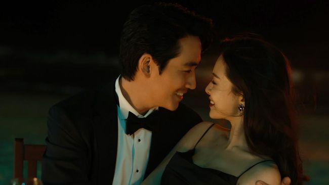 Sinopsis Lost in the Stars dibintangi Zhu Yilong tentang misteri di balik istri yang tiba-tiba hilang di tengah perjalanan dengan suami. 