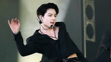 Jungkook BTS Umumkan Konser Solo Pertama 'Golden Live On Stage'