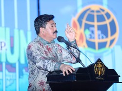 Menteri ATR: Laporkan Kalau Anak Buah Saya Macam-macam di Lapangan!