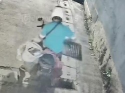 Terekam CCTV, Maling Penutup Gorong-gorong di Depok Diamankan Warga
