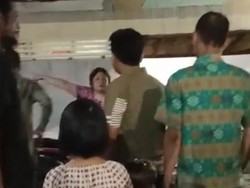 Momen Ibadah Jemaat Gereja di Padang Dibubarkan Pemilik Kontrakan