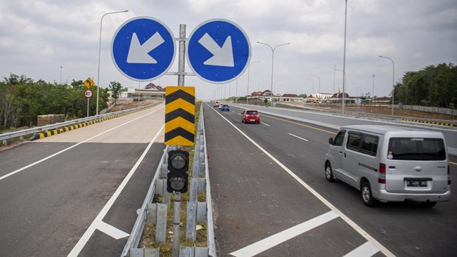 Kementerian PUPR mengumumkan 5 ruas Tol Trans Sumatera akan beroperasi gratis selama libur Natal 2023 dan Tahun Baru 2024.