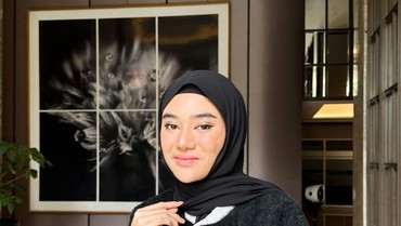 Liat Lafadz Allah hingga Dengar Adzan Jadi Alasan Clara Shinta Mualaf