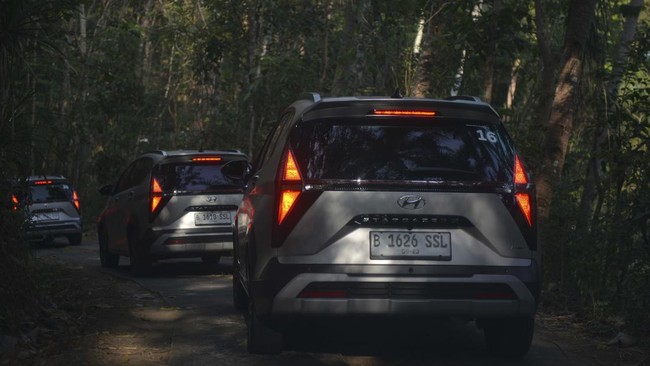 Menjajal Hyundai Stargazer X dari Yogyakarta, Magelang, hingga Solo, Jawa Tengah.
