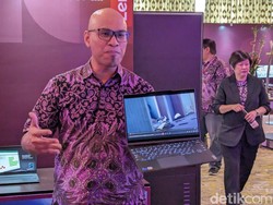 Lenovo Rilis ThinkBook Plus Twist, Laptop 2 Layar yang Bisa Diputar-putar