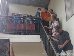 Rekonstruksi Anak Bunuh Ibu di Depok, Ayah Turut Menyaksikan