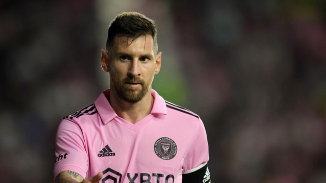 Terdapat catatan statistik yang bisa mengancam kans Lionel Messi naik ke podium pemenang Ballon d'Or 2023.