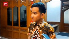 VIDEO: Prabowo-Ganjar Jalan Bareng, Gibran: Beliau Beli Takoyaki