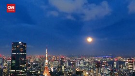 VIDEO: Fonemena Super Blue Moon Hiasi Langit Tokyo
