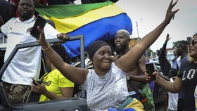 FOTO: Warga Gabon Gembira Presiden Ali Bongo Dikudeta