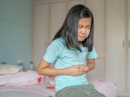 7 Ciri-ciri Usus Buntu pada Anak, Cara Mengobati dan Mengatasinya