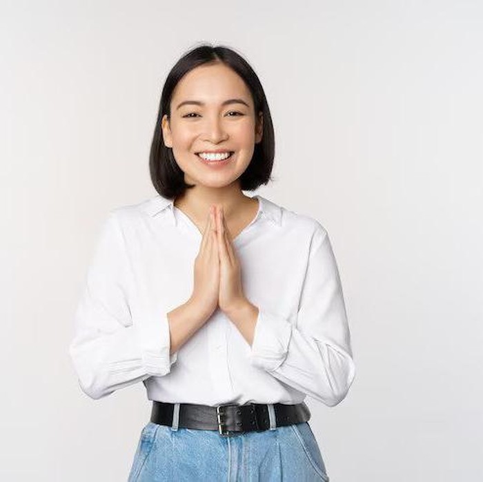 Perempuan bersyukur/Foto: Freepik/@benzoix