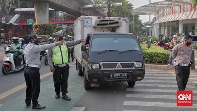 Menurut Pergub DKI Jakarta uji emisi hanya dilakukan untuk kendaraan berusia di atas tiga tahun, jika di bawah itu tak perlu.