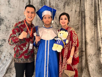 7 Potret Abbey, Putri Sulung Choky Sitohang yang Tingginya Sudah 170 Cm di Usia 12 Tahun