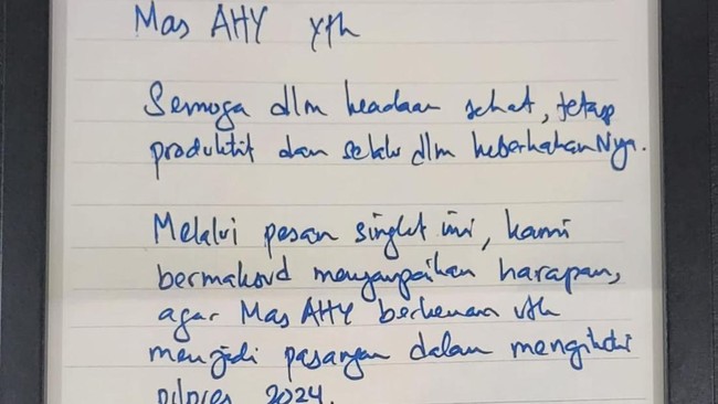 Anies Baswedan disebut pernah mengirim surat tulisan tangan yang berisi harapannya kepada AHY untuk menjadi cawapres pendampingnya.