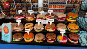 VIDEO: Pameran Bagel hingga Croissant dari Kain Felt di New York